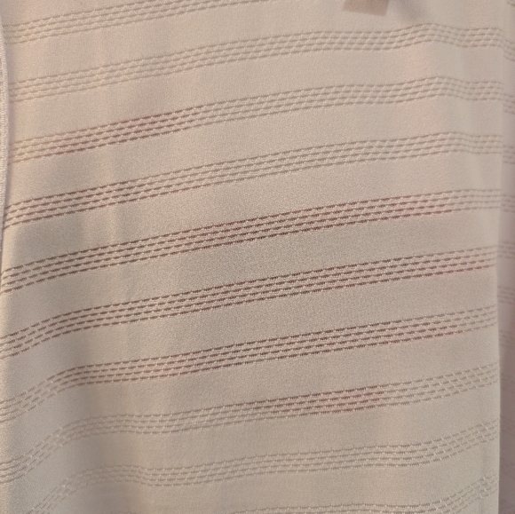 SET OF 2 Workout Tanks - Picture 4 of 13